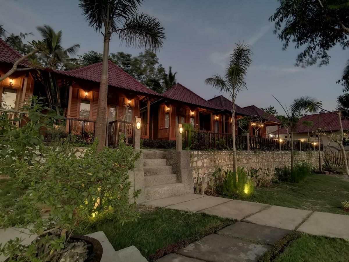 Kamasan Cottage By Reccoma Toyapakeh Exterior foto