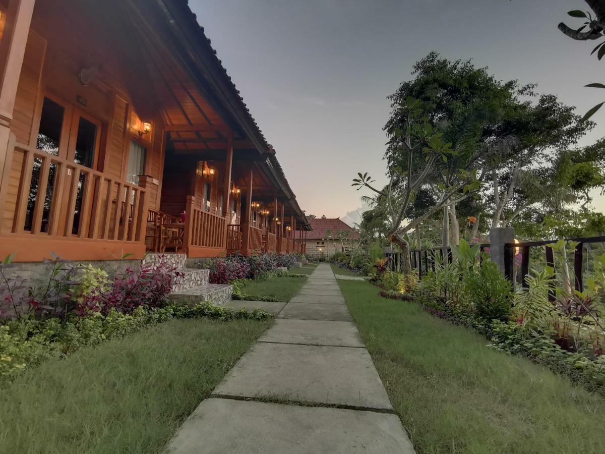 Kamasan Cottage By Reccoma Toyapakeh Exterior foto